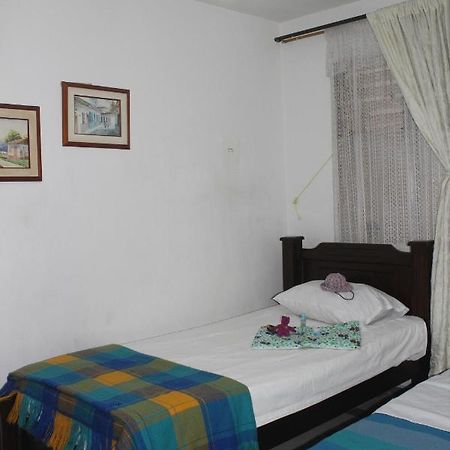 Hospedaje Primavera Medellín Dış mekan fotoğraf